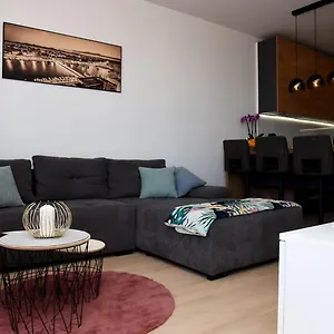 apartment-luna-zadar-23000-4.hotelinzadar.com/